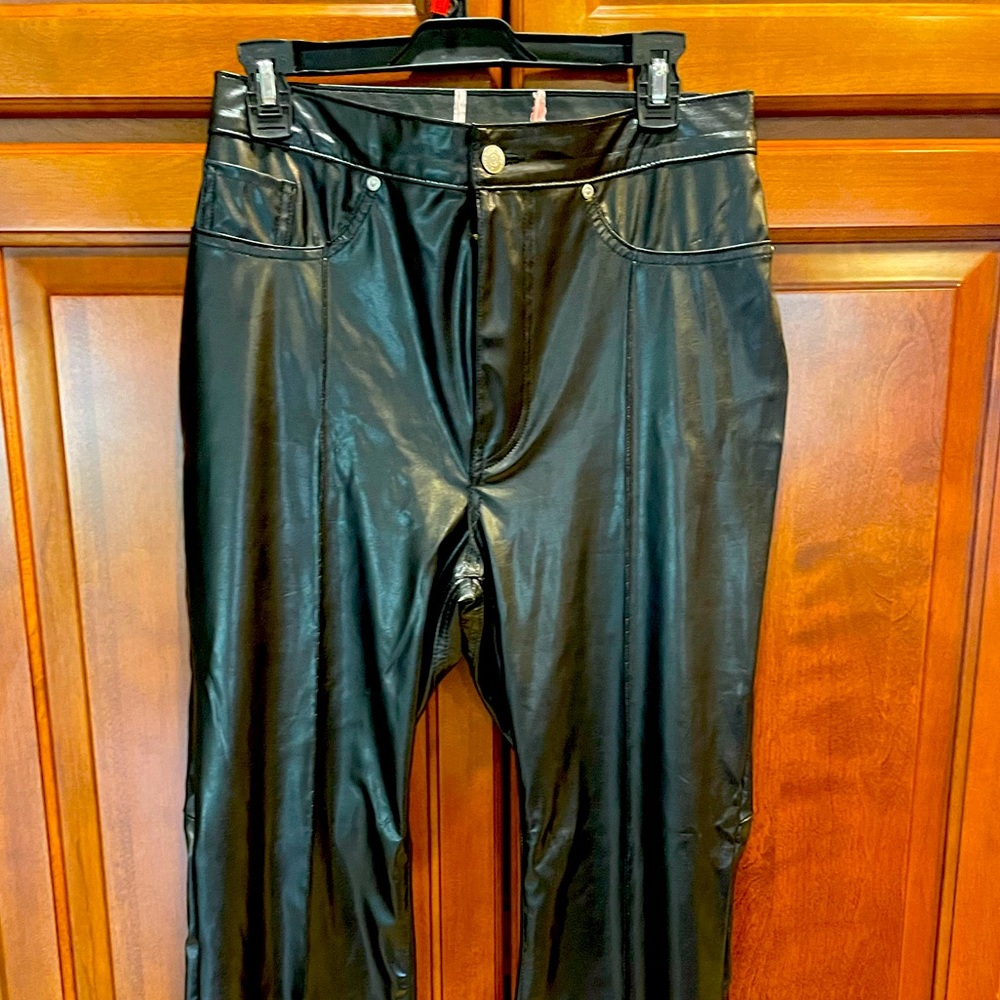 Revice denim faux leather pant !